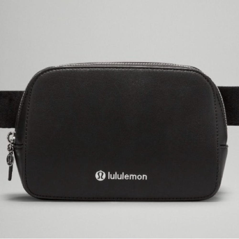 Lululemon Everywhere Belt Bag 1L *Leather Alternative - Black